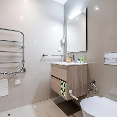 Emerson Plaza Stunning 2 Bedroom With Sea View 포티마오