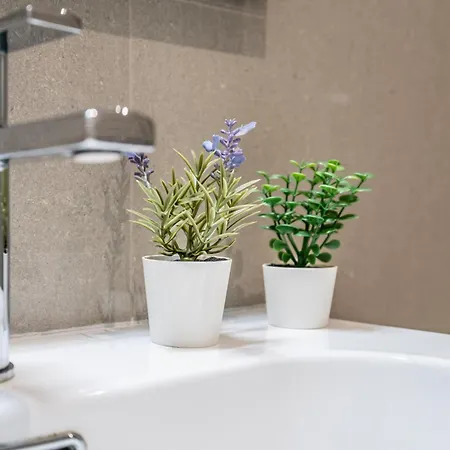 Emerson Plaza Stunning 2 Bedroom With Sea View Portimao