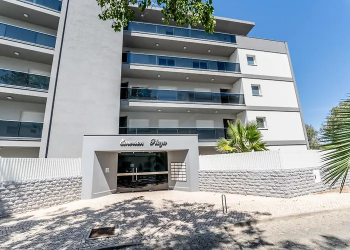 Emerson Plaza Stunning 2 Bedroom With Sea View