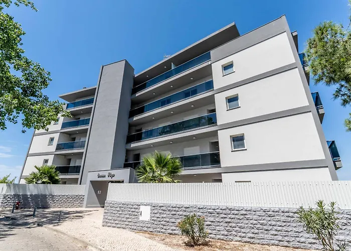 Emerson Plaza Stunning 2 Bedroom With Sea View Apartment