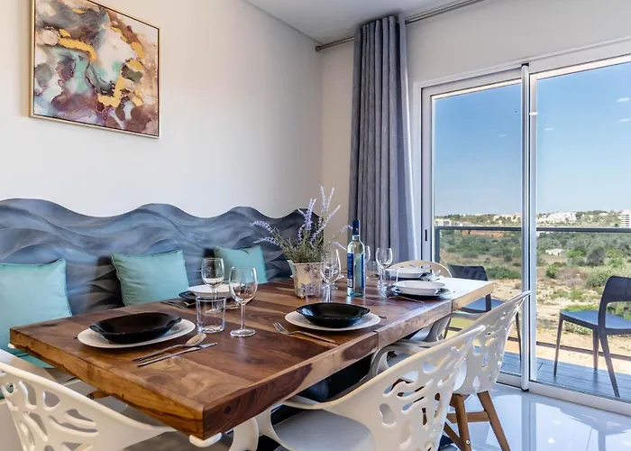 Emerson Plaza Stunning 2 Bedroom With Sea View Appartamento Portimão