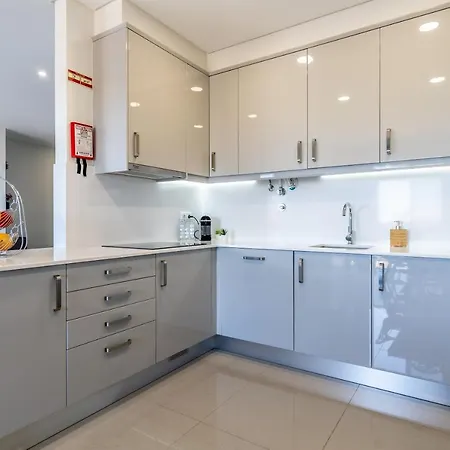 Apartament Emerson Plaza Stunning 2 Bedroom With Sea View *