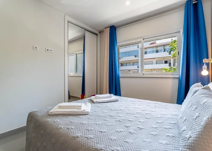 Emerson Plaza Stunning 2 Bedroom With Sea View * Portimao